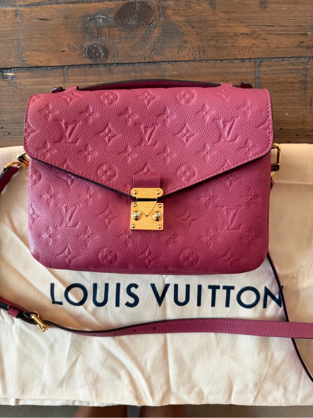 RARE Louis Vuitton Monogram Empreinte Berry Top-Handle Crossbody